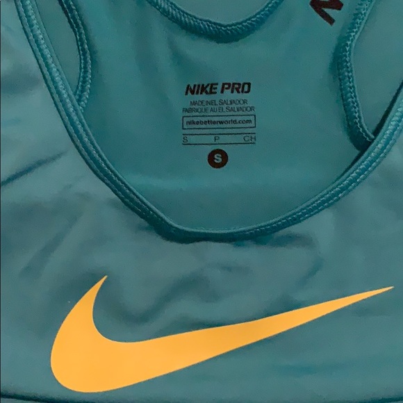 Nike Pro Racerback Tank - Picture 2 of 3